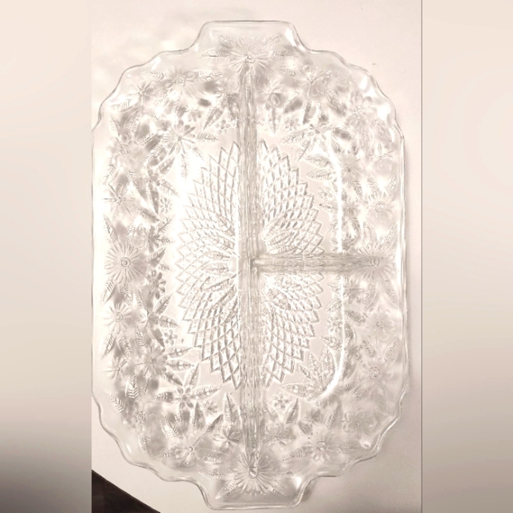 Indiana Glass Pineapple and Floral 3-Part Divided Relish Dish (circa 1933)